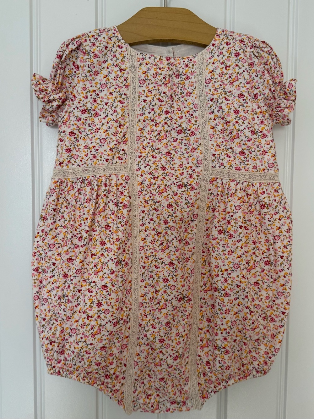 Cuclie Pink Floral Bubble Romper Size 24M Cottagecore Baby Girl Outfit